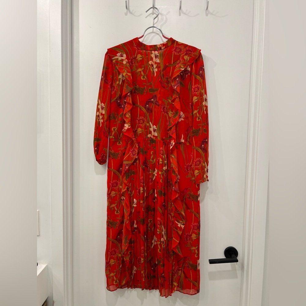 Little Moon (Aritizia) Midi Dress